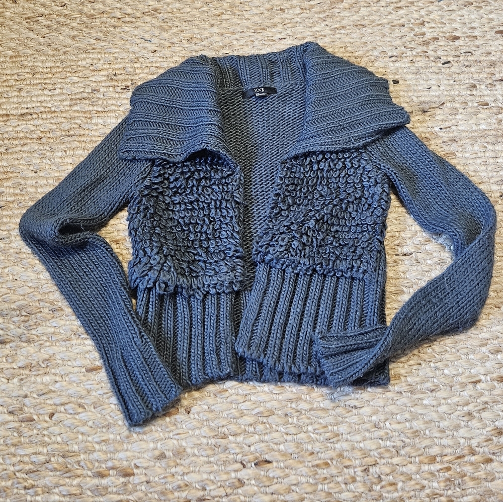 Dark Gray Knit Sweater - Sz Small Petite